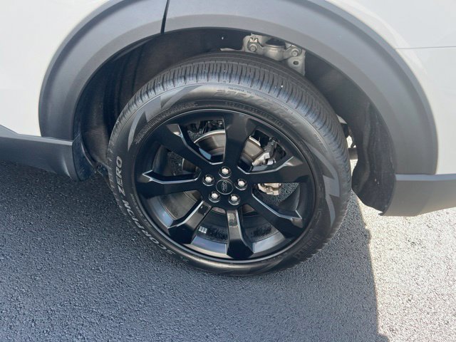 Used 2023 Ford Explorer ST-Line w/ Class IV Trailer Tow Package AWD/4WD image 12