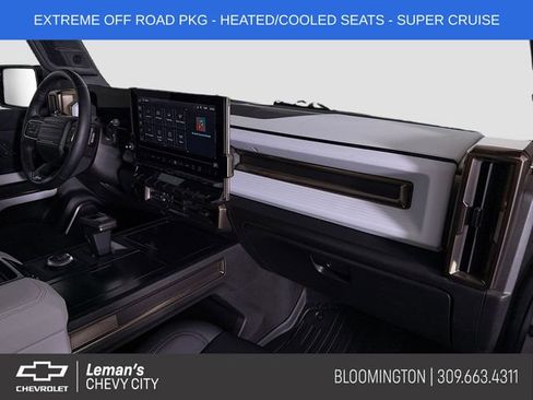 Used 2024 GMC Hummer EV 2X w/ Extreme Off-Road Package image 28