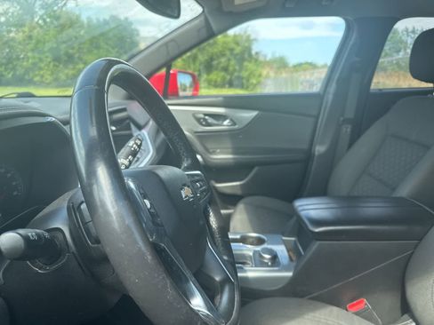 Used 2020 Chevrolet Blazer LT FWD image 33