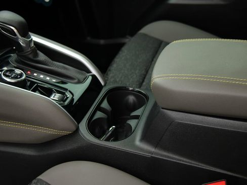 Certified 2024 Chevrolet Colorado ZR2 w/ Safety Package image 30