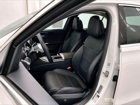 Certified 2023 Mercedes-Benz C 300 Sedan image 16