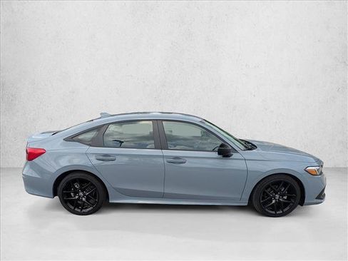 Used 2024 Honda Civic Sport image 4