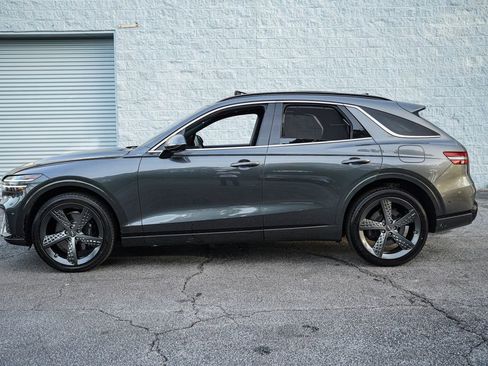 Used 2024 Genesis GV70 2.5T w/ Sport Prestige Package AWD/4WD image 9