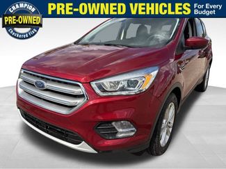 Used 2017 Ford Escape SE w/ Equipment Group 201A FWD video 1