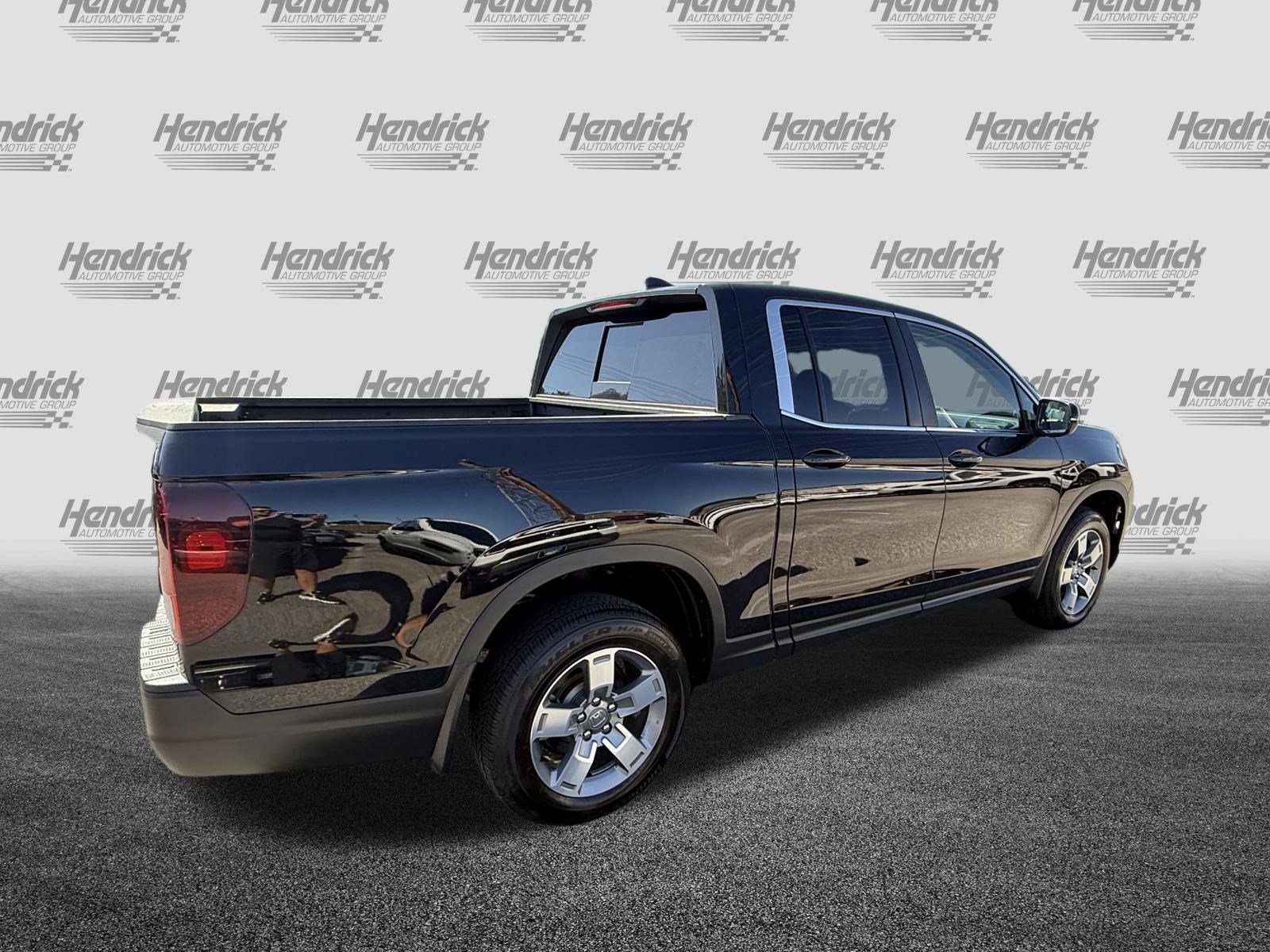 Certified 2025 Honda Ridgeline RTL image 11