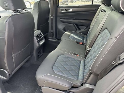 New 2026 Volkswagen Atlas Cross Sport SEL Premium R-Line AWD/4WD image 8