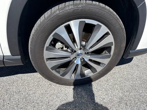 Used 2019 Subaru Ascent Touring AWD/4WD image 9
