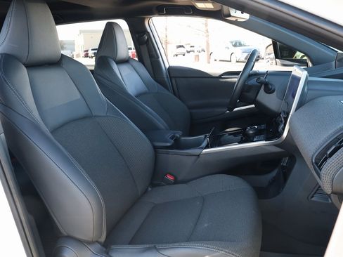 Used 2023 Toyota bZ4X XLE w/ Weather Package image 32