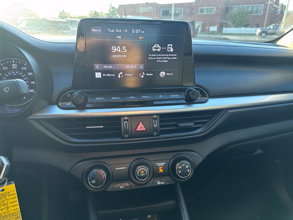 Used 2023 Kia Forte LXS FWD image 5