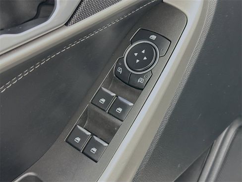 Used 2024 Ford Explorer XLT w/ Equipment Group 202A image 18