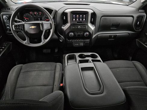 Used 2022 Chevrolet Silverado 1500 Custom image 10