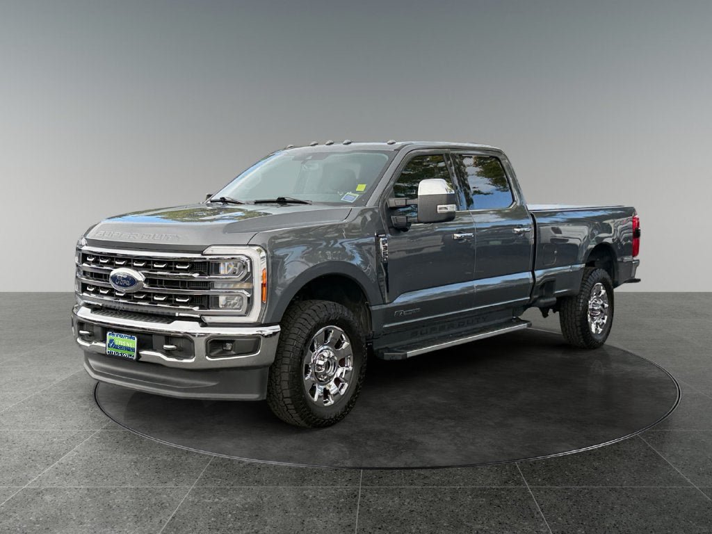 Used 2023 Ford F350 Lariat w/ Chrome Package AWD/4WD image 4