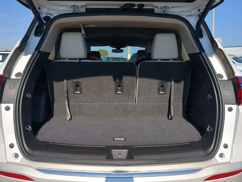 Used 2020 Buick Enclave Essence w/ Sound and Sites Package image 13