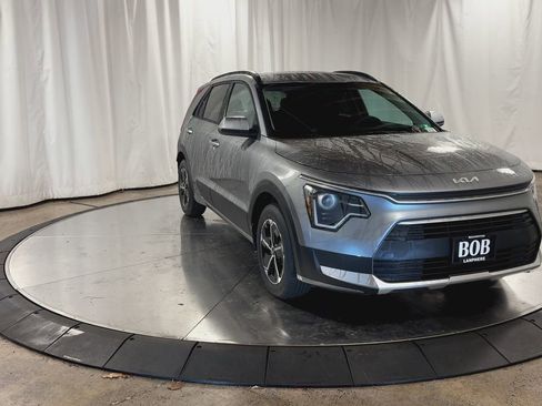 New 2026 Kia Niro LX image 3