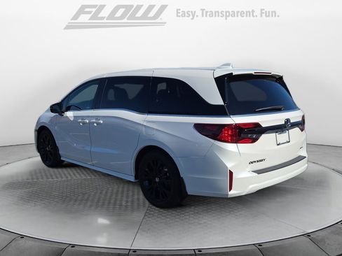 Certified 2026 Honda Odyssey Sport-L image 5