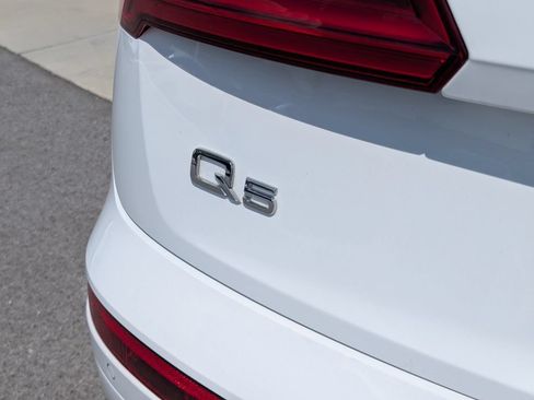Used 2018 Audi Q5 2.0T Premium Plus w/ Premium Plus Package AWD/4WD image 23