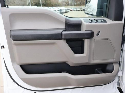 Used 2019 Ford F150 XL w/ Equipment Group 101A Mid image 11