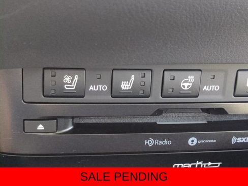 Certified 2022 Lexus ES 300h Ultra Luxury w/ Accessory Package 2 FWD image 23