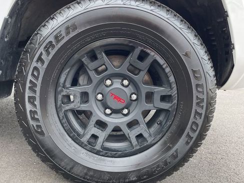 Used 2023 Toyota 4Runner SR5 Premium w/ Moonroof Package image 20