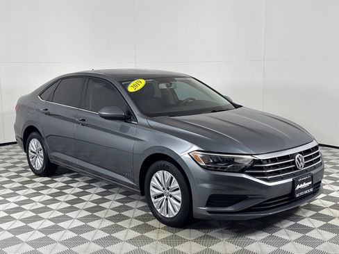 Used 2019 Volkswagen Jetta S w/ Driver Assistance Package image 3
