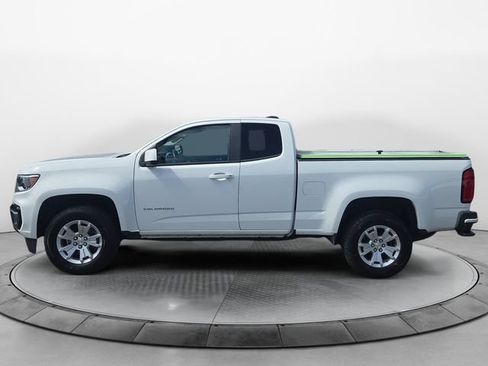 Used 2022 Chevrolet Colorado LT w/ Fleet Safety Package RWD image 2