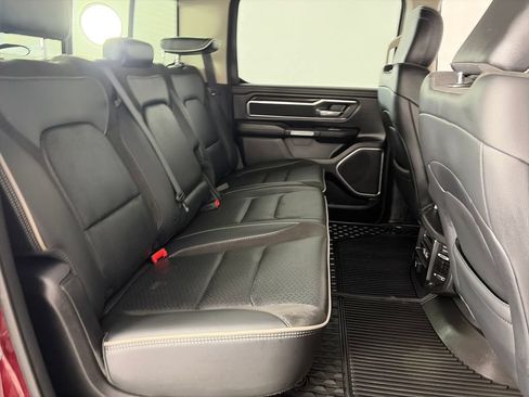 Used 2022 RAM 1500 Laramie AWD/4WD image 30