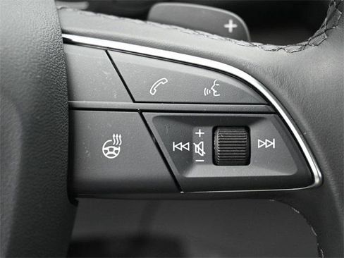 Used 2023 Audi Q5 2.0T Premium w/ Convenience Package image 19