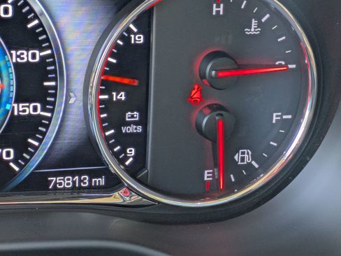 Used 2019 GMC Acadia Denali w/ LPO, Floor Liner Package image 21