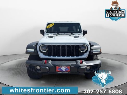 Used 2024 Jeep Wrangler Unlimited Rubicon AWD/4WD image 8