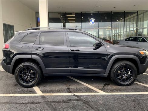 Used 2022 Jeep Cherokee Trailhawk w/ Trailer Tow Group image 14