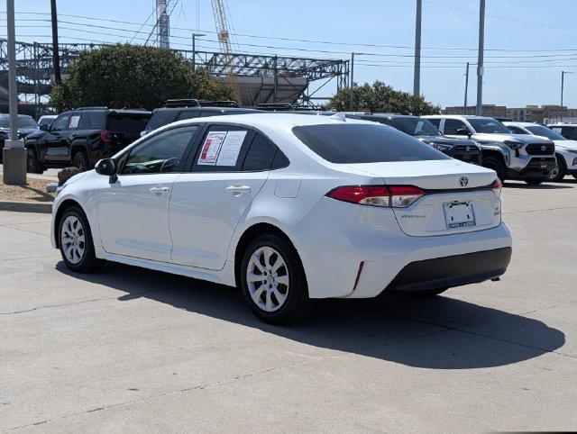 Certified 2023 Toyota Corolla LE FWD image 9