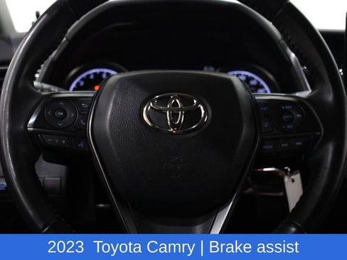 Used 2023 Toyota Camry SE image 11