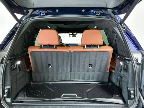 Certified 2024 BMW X7 xDrive40i w/ M Sport Package AWD/4WD image 31