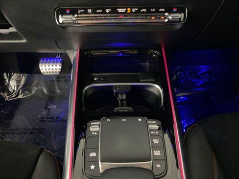 Certified 2022 Mercedes-Benz GLA 250 image 18