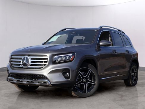 New 2026 Mercedes-Benz GLB 250 4MATIC image 1