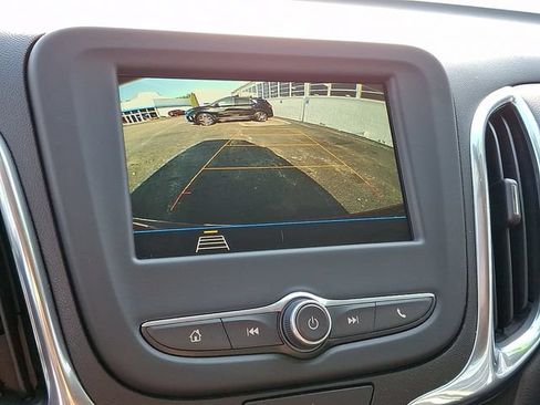 Used 2019 Chevrolet Equinox LT AWD/4WD image 18