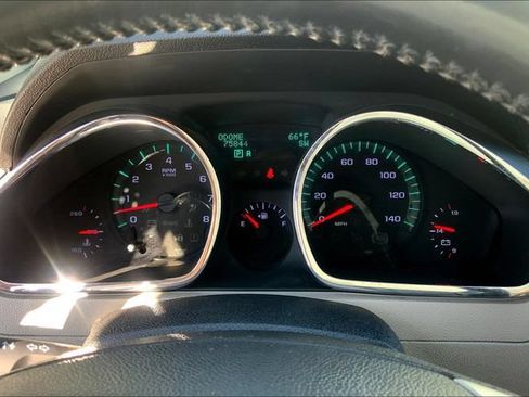 Used 2012 Chevrolet Traverse LTZ FWD image 20