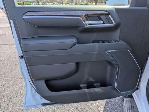 New 2026 GMC Sierra 1500 SLE AWD/4WD image 11
