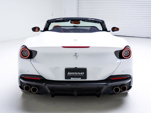 Used 2022 Ferrari Portofino M image 6