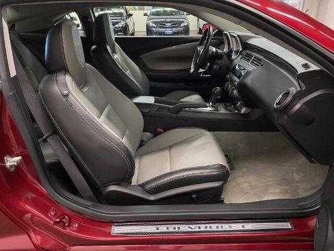 Used 2010 Chevrolet Camaro SS w/ RS Package image 17