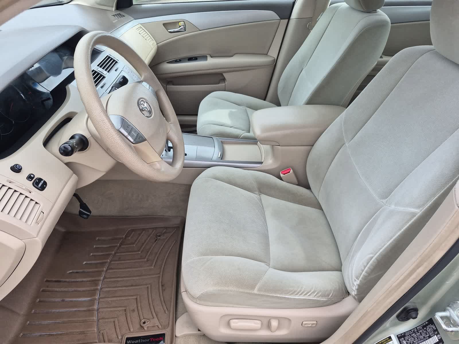 Used 2009 Toyota Avalon XL FWD image 16