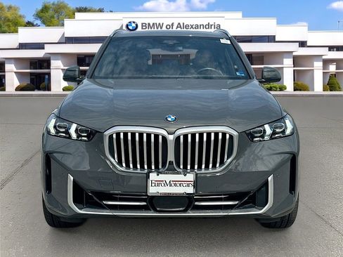 Used 2026 BMW X5 xDrive40i w/ Executive Package AWD/4WD image 2