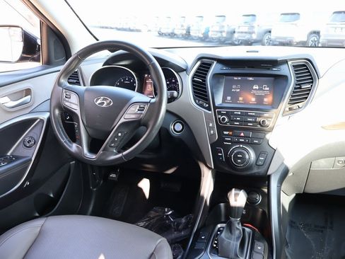 Used 2017 Hyundai Santa Fe Sport image 14