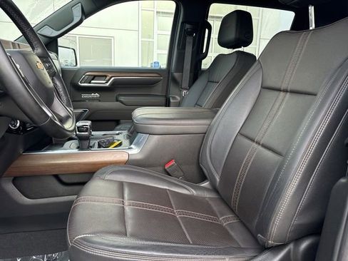 Used 2024 Chevrolet Silverado 1500 High Country image 11