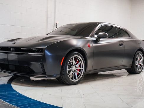 Used 2025 Dodge Charger R/T Scat Pack w/ Track Pack image 3