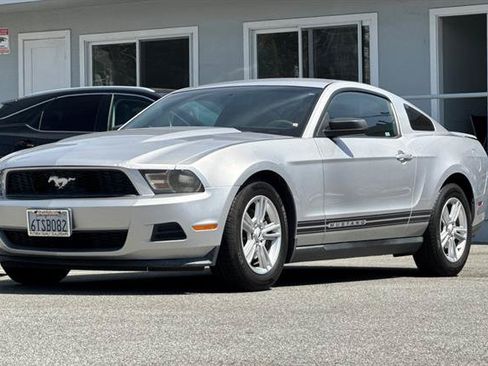 Used 2012 Ford Mustang Coupe RWD image 7