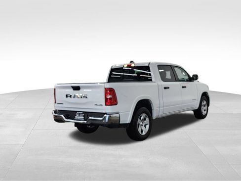 Used 2025 RAM 1500 Big Horn AWD/4WD image 8