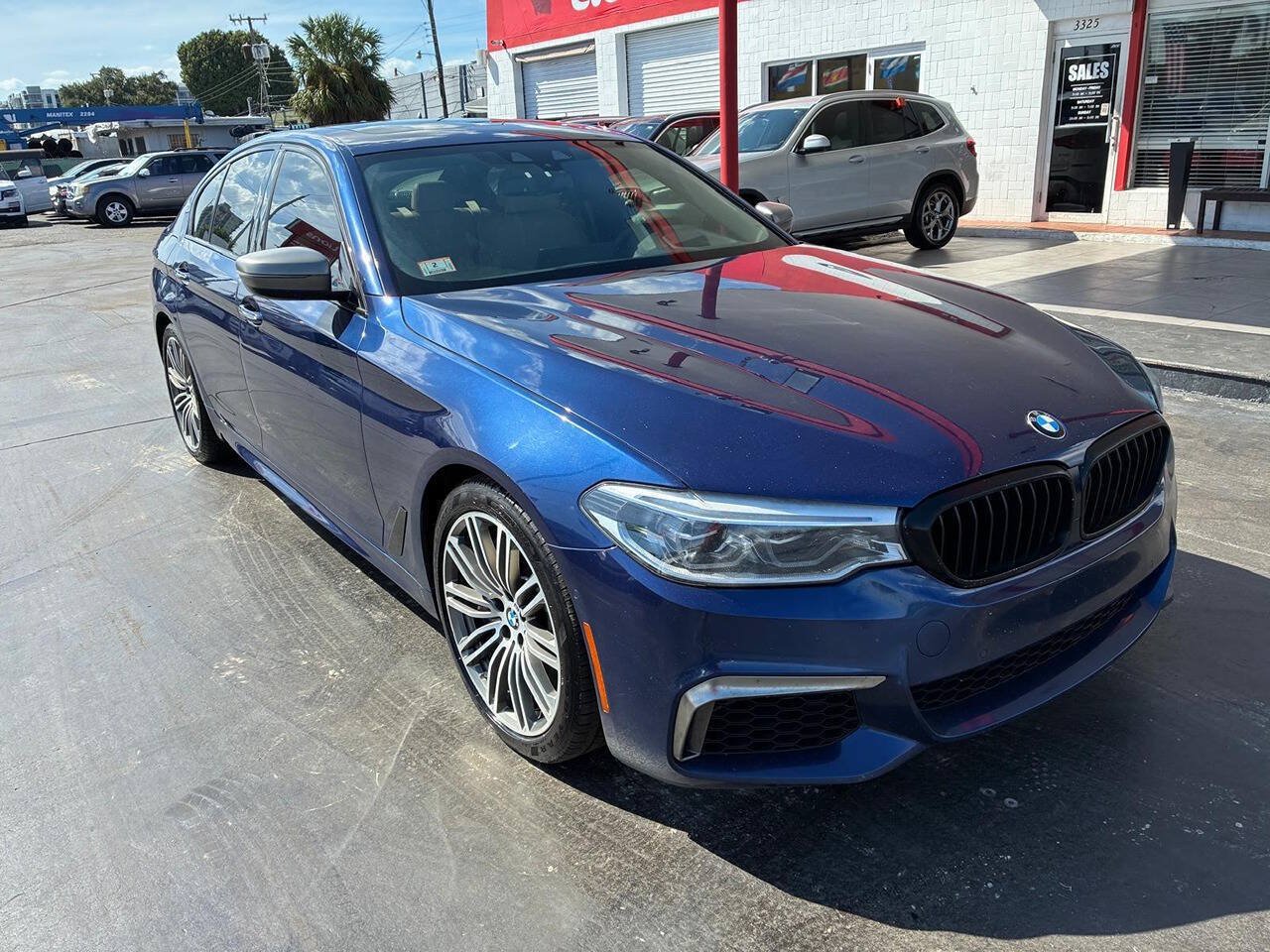 Used 2018 BMW M550i xDrive AWD/4WD image 4