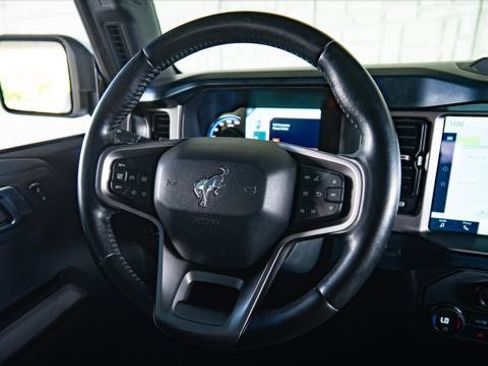 Used 2021 Ford Bronco Outer Banks image 15