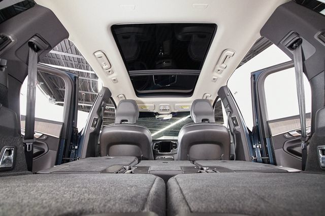 Certified 2023 Volvo XC90 B6 Ultimate AWD/4WD image 28